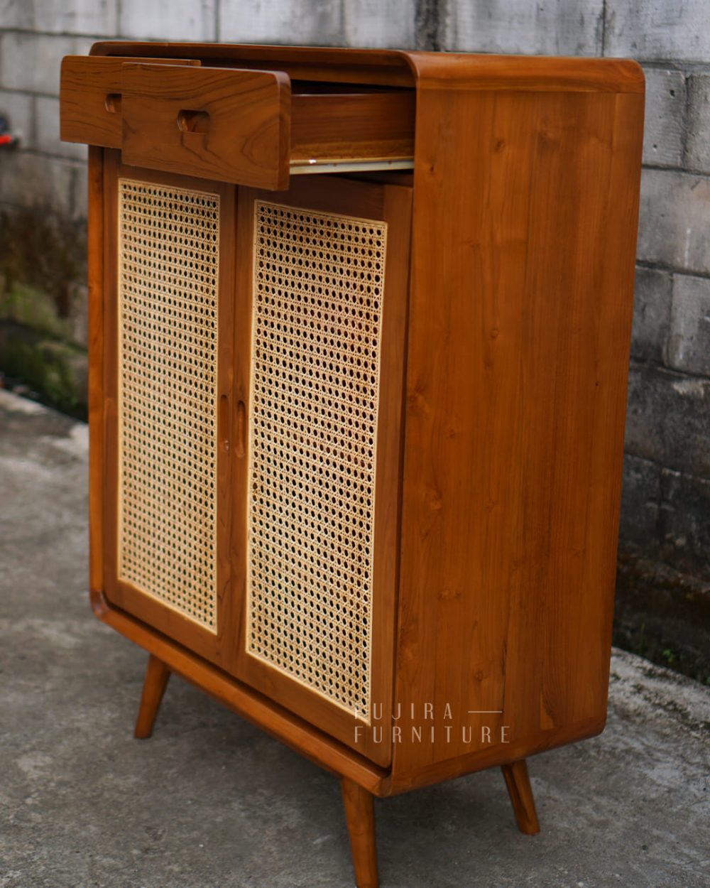 Almari Rotan Minimalis Retro – Kayu Jati Solid dengan 2 Laci, Estetik dan Fungsional - Image 8