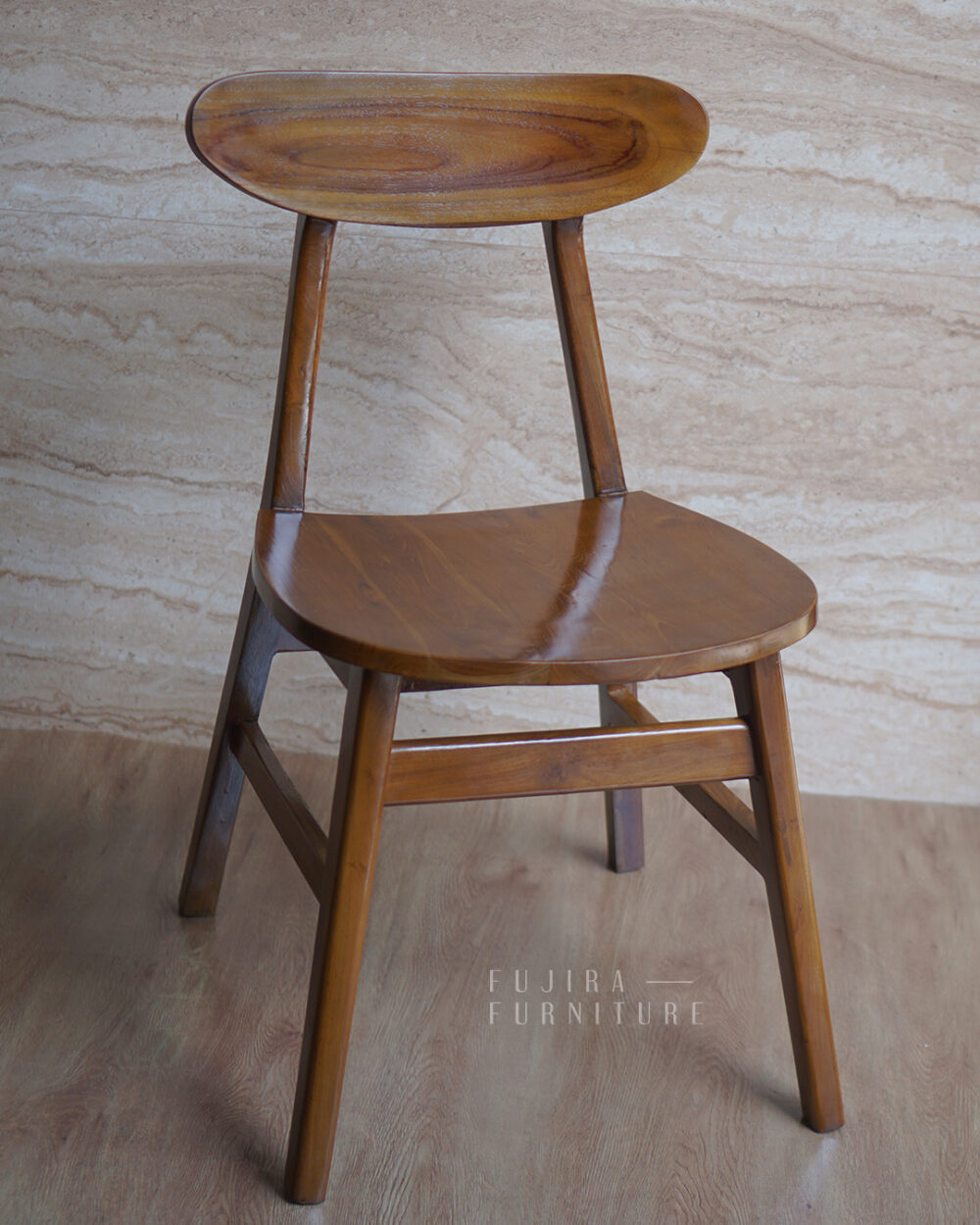Kursi Kayu Ropan Simple Kayu Jati Gaya Scandinavian – cocok untuk ruang tamu dan teras