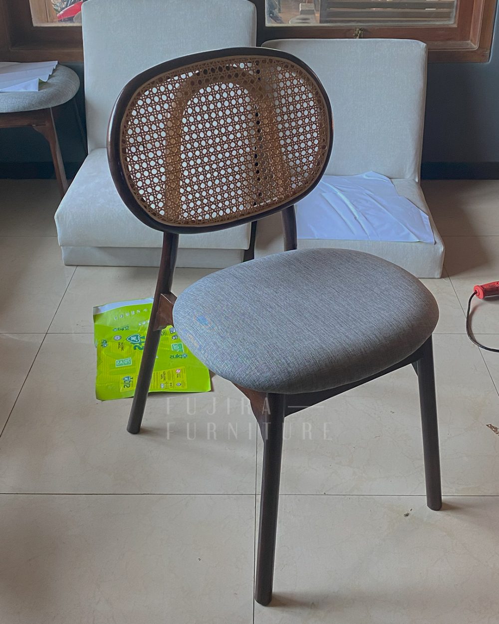 Kursi Kayu Ropan Kacang Kayu Jati Gaya Modern – tahan lama & kuat - Image 5