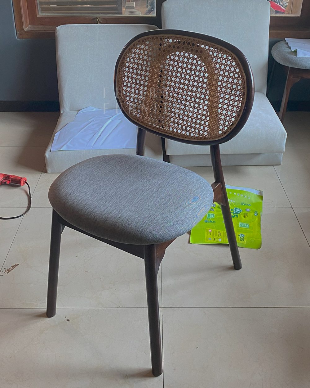Kursi Kayu Ropan Kacang Kayu Jati Gaya Modern – tahan lama & kuat - Image 3