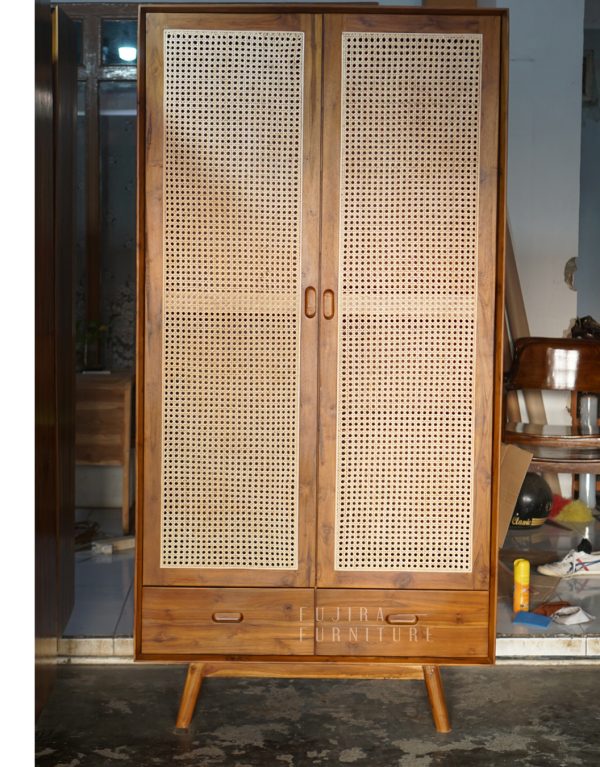 Lemari Retro 2 Pintu Kayu Jati & Rotan – Lemari Klasik Minimalis kayu jati asli