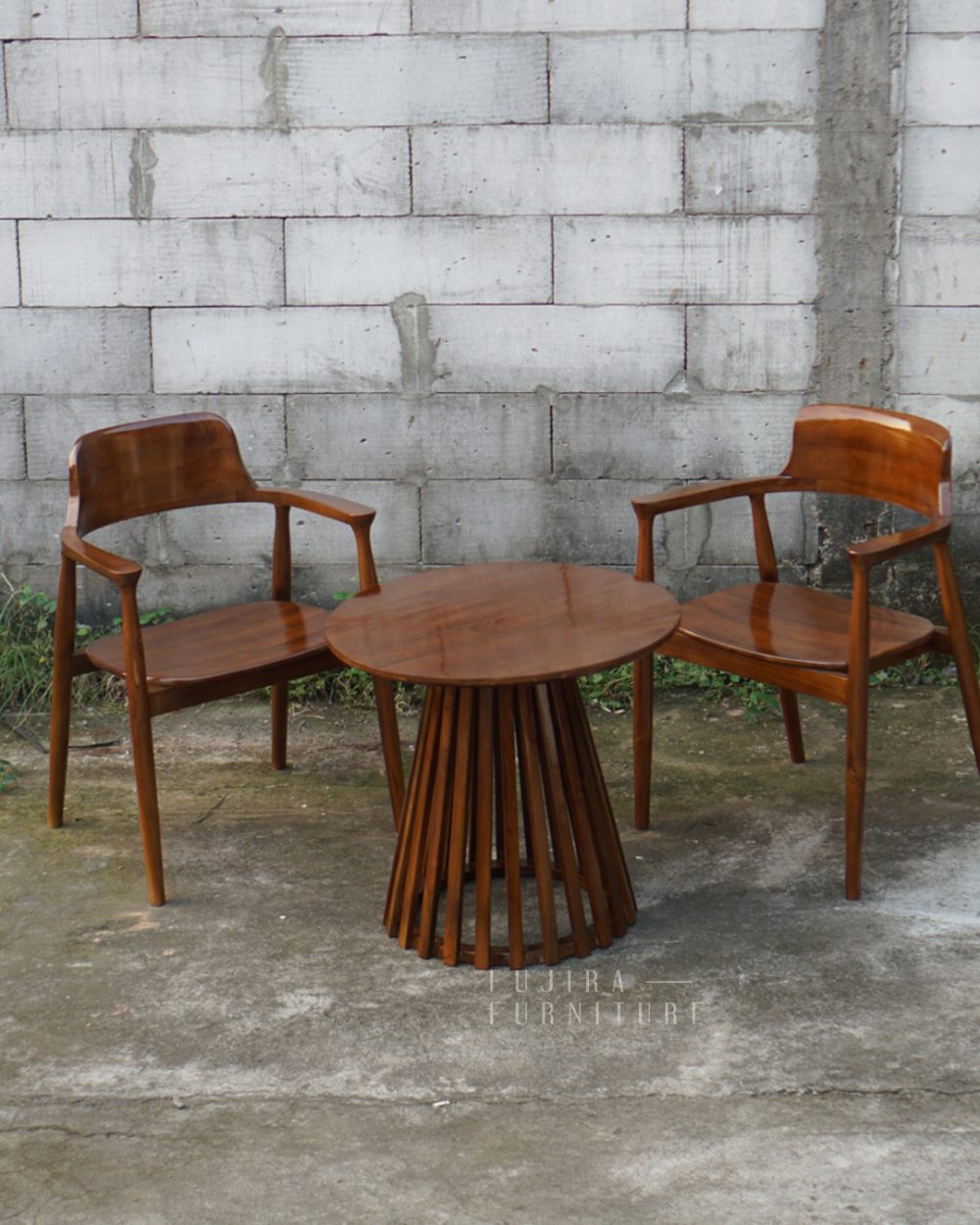Lengkapi Teras Impianmu dengan Set Teras Kayu Jati, Rotan & Minimalis Harga Bersahabat