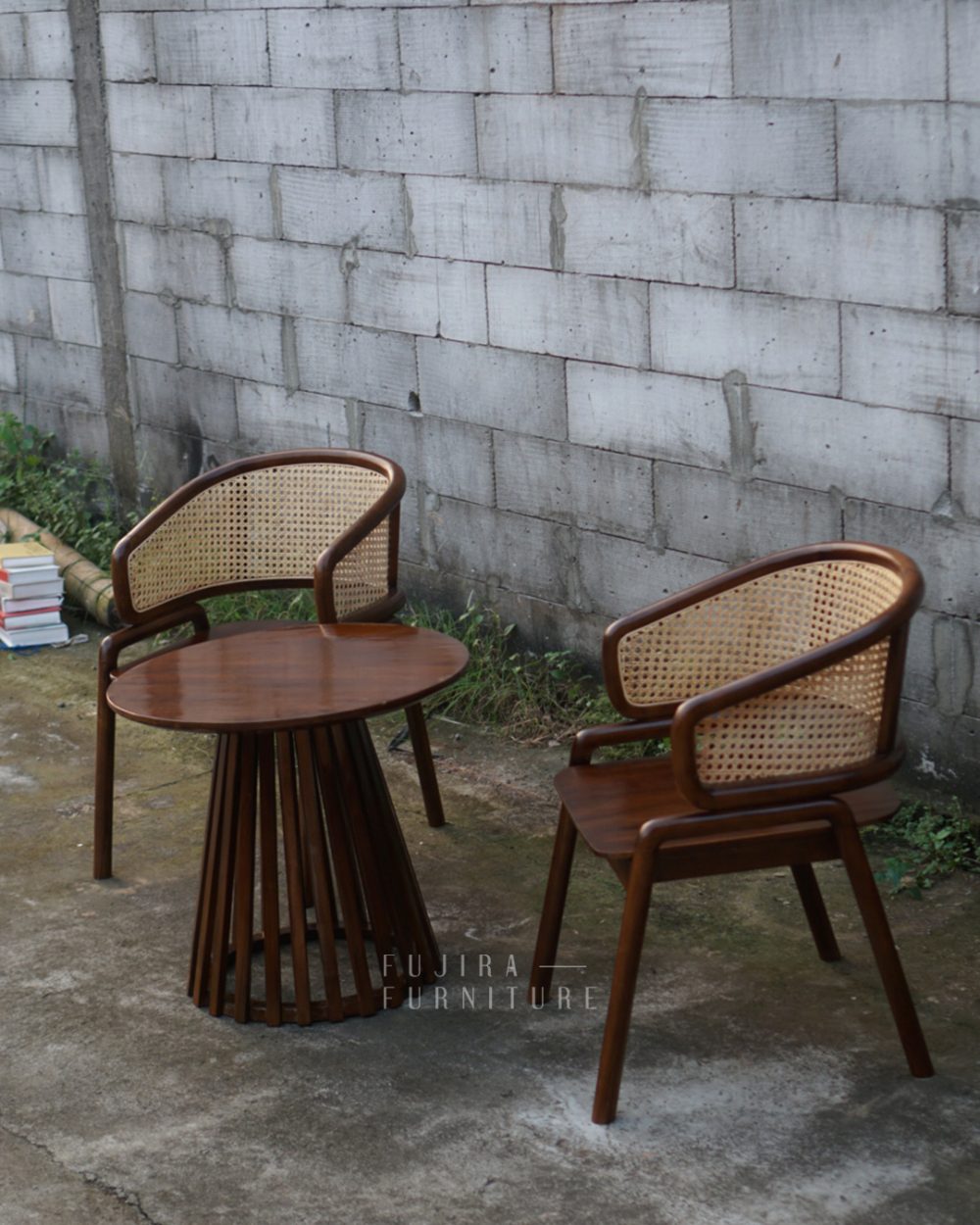 Set Teras Estetik & Nyaman: Pilihan Kayu Jati, Rotan, & Minimalis Untuk Rumahmu
