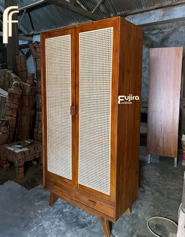Lemari Retro 2 Pintu Kayu Jati & Rotan – Lemari Klasik Minimalis